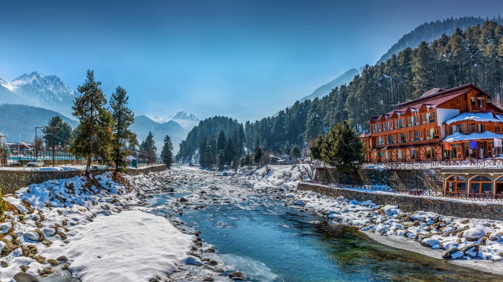 Pahalgam – Discover Scenic Beauty on Your North India Tour